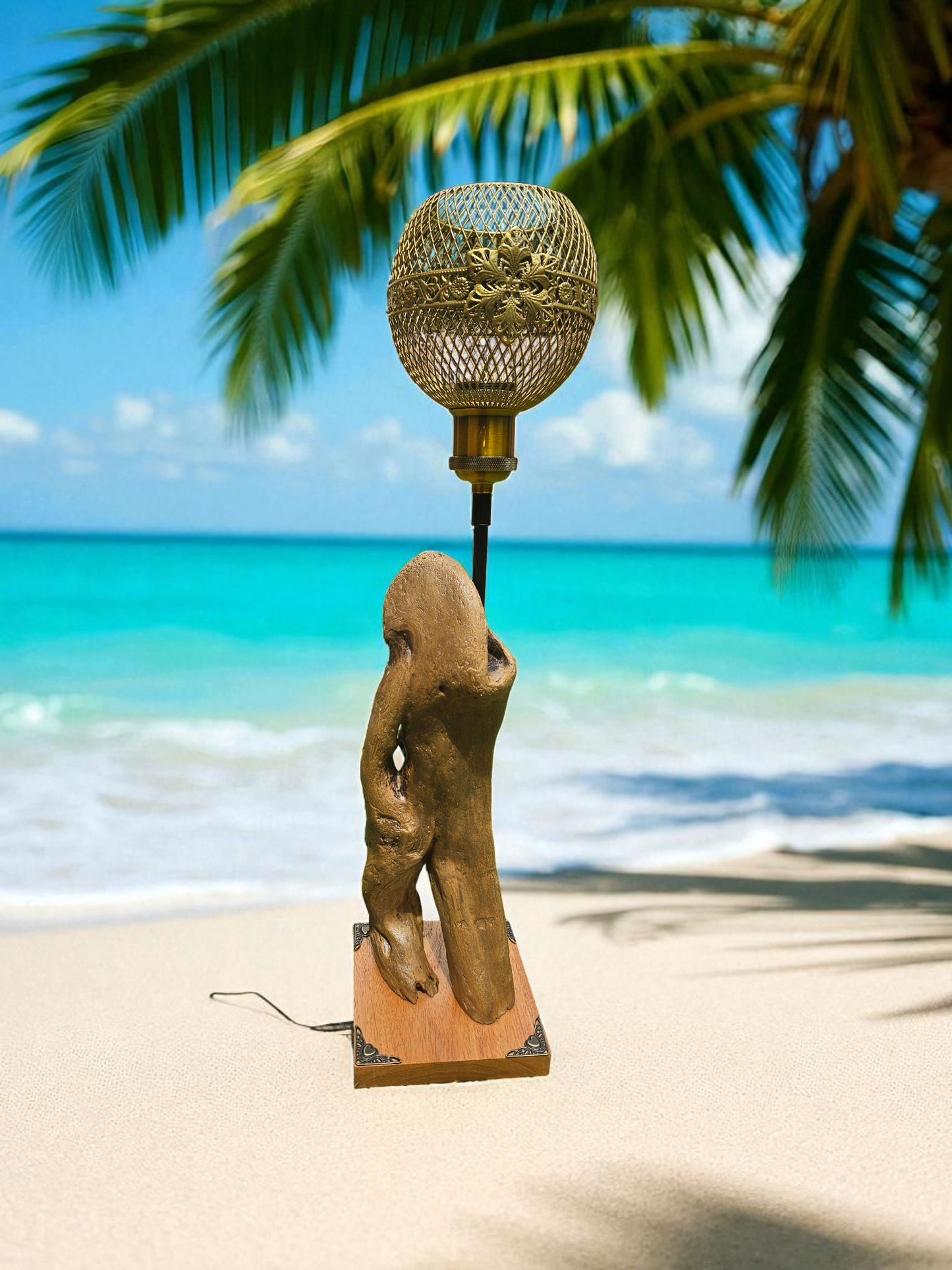 Lampe en bois flotté