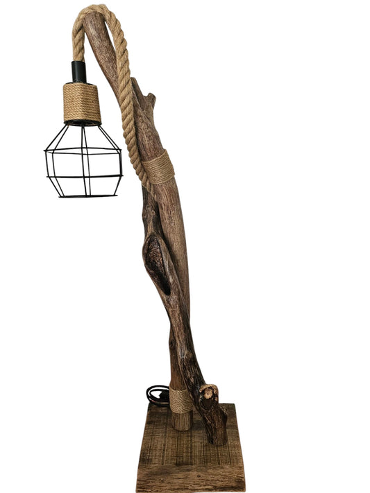 Lampe en bois flotté