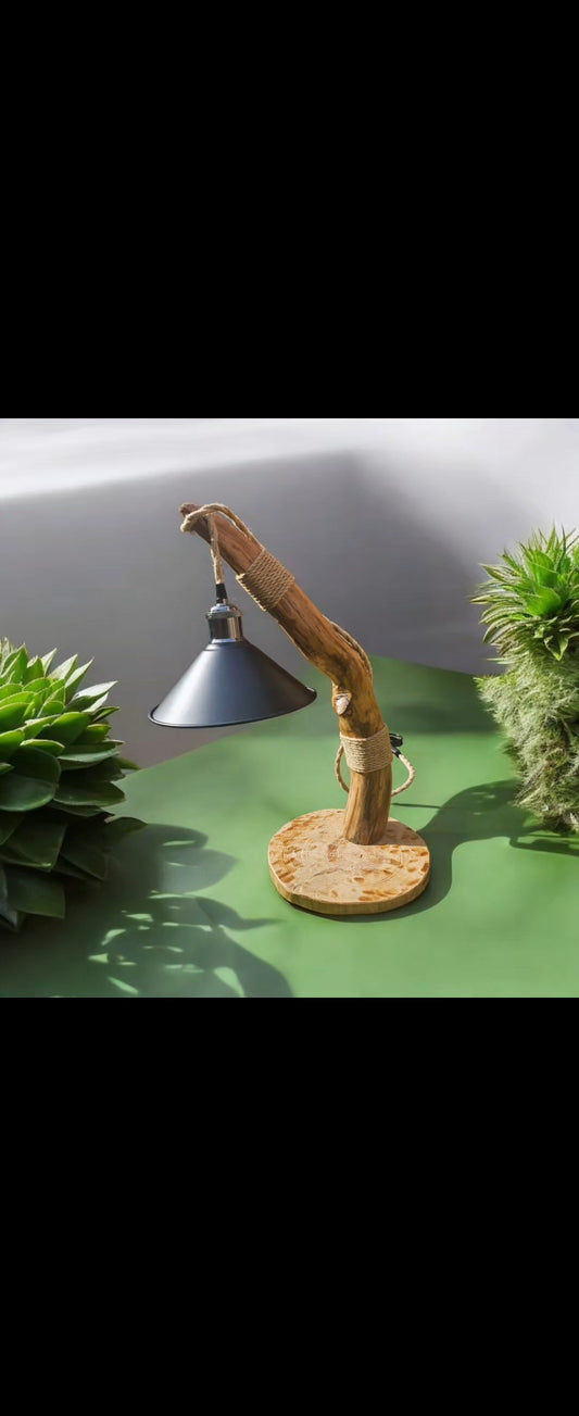 Luminaire en bois flotté