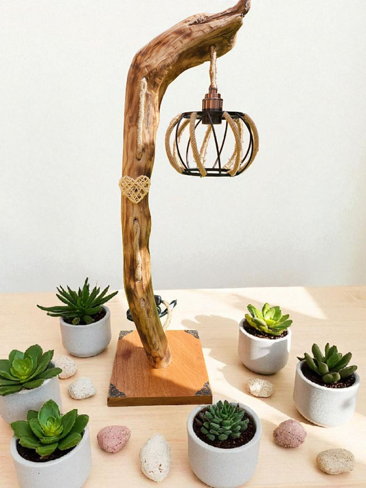 Lampe en bois flotté